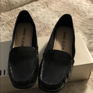 Anne Klein patent loafers size 9